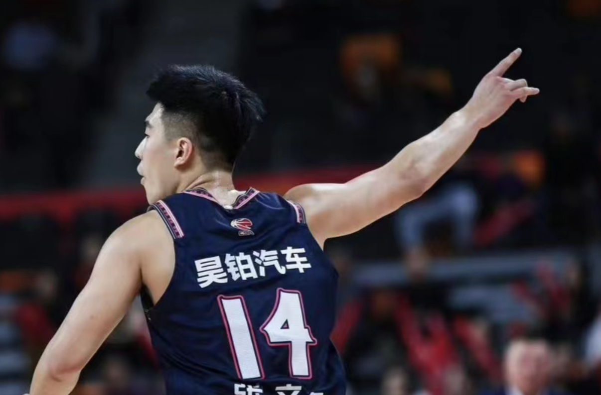 并且在下半, dingy, 这场