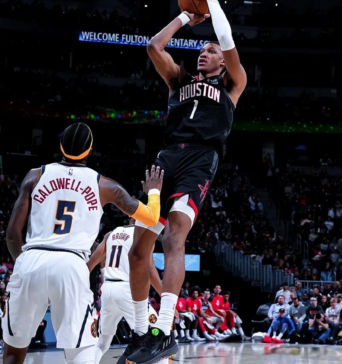 被低估, 火箭队外线