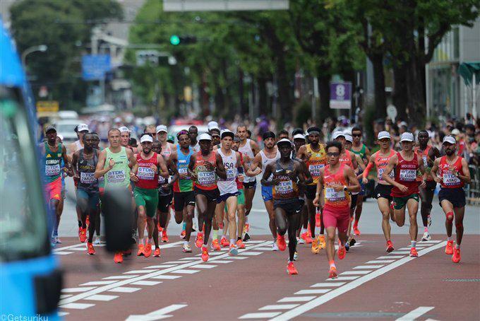 男子马拉松, 各项纪录, 奥瓦尼掉到